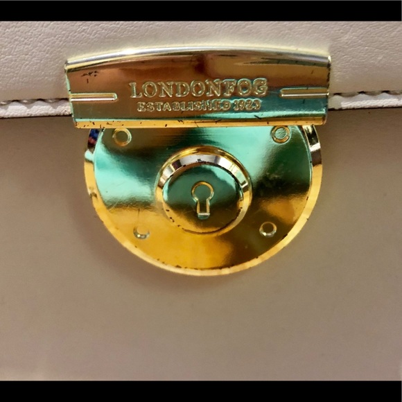 London fog purse 👜 - Picture 3 of 7